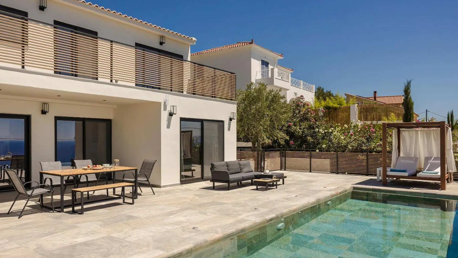 Mystique View Villas Lourdata