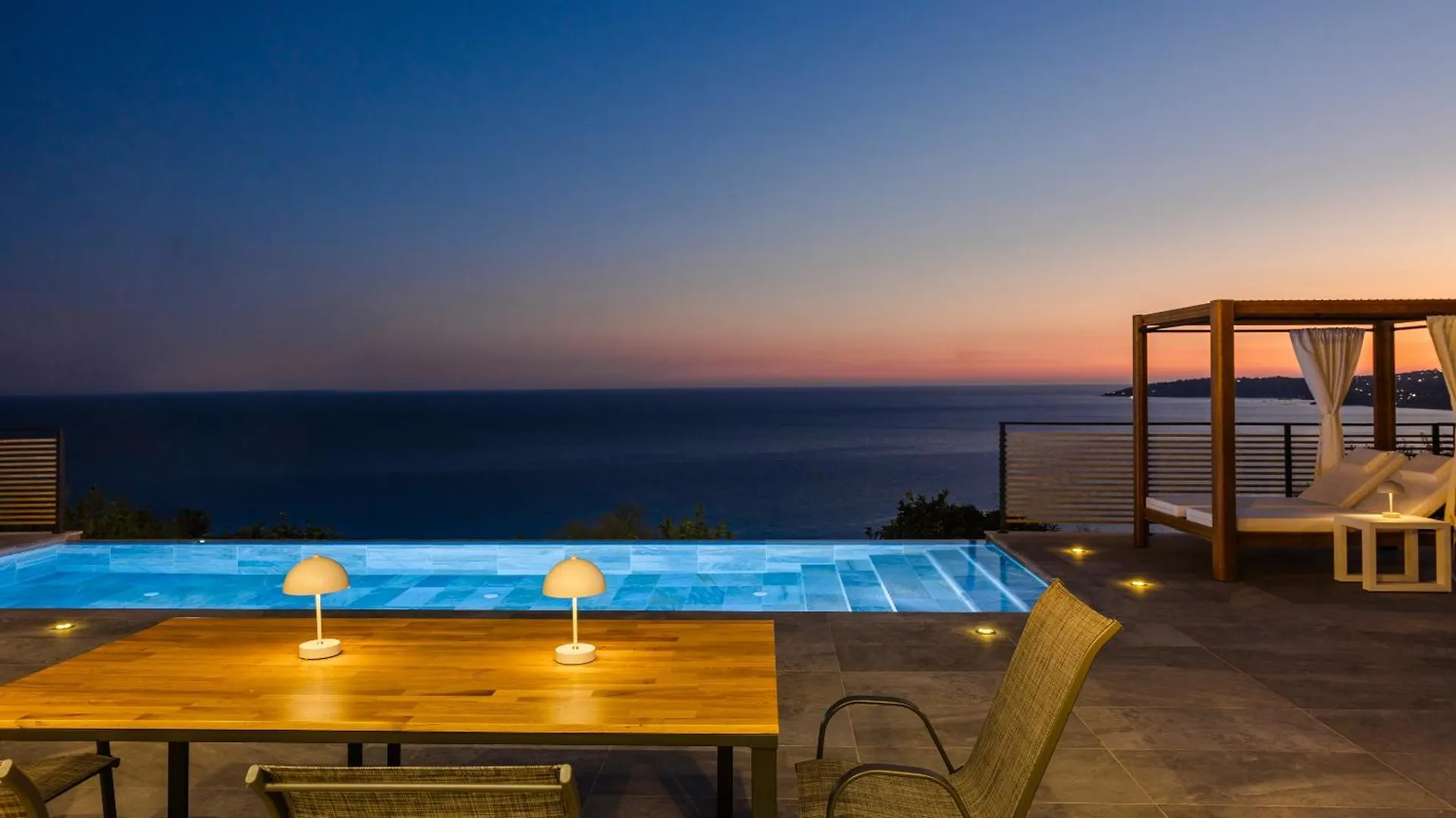 Mystique View Villas Lourdata  Greece