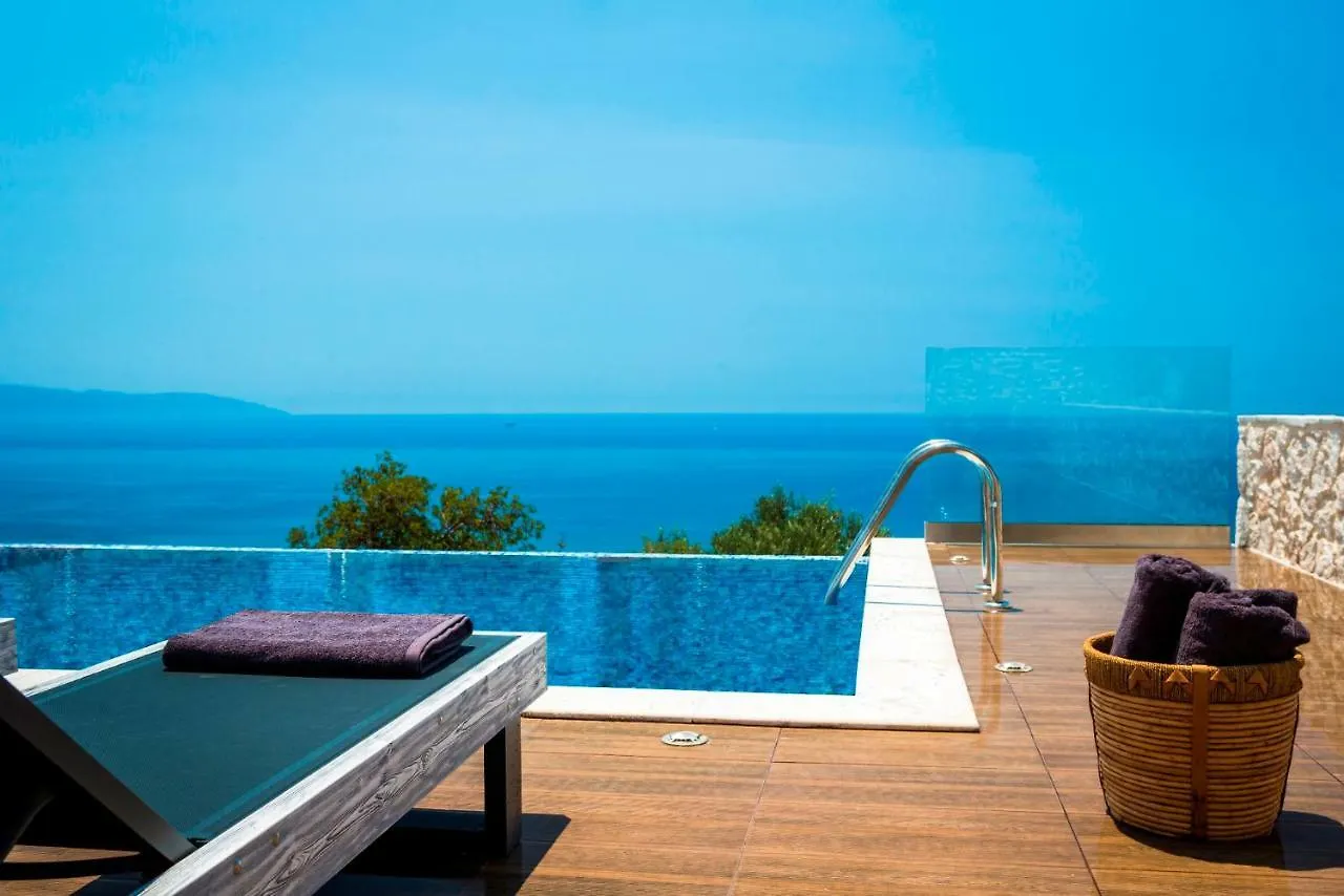 Mystique View Villas Lourdata  Greece