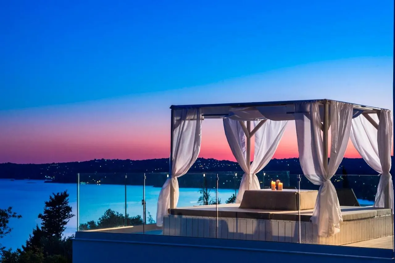 Mystique View Villas Lourdata  Greece